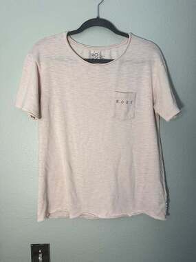 Roxy Women's Short Sleeve Shirt Size Large Light Pink Surf Club